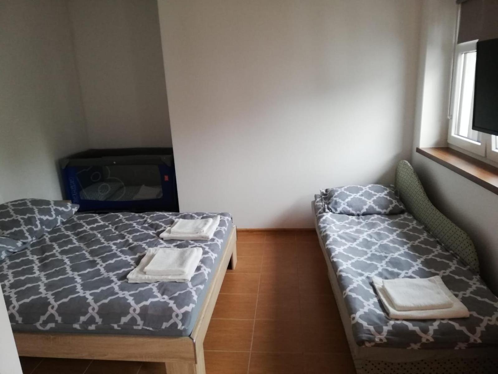 Villa Pokoje U Iwonki - Barzowice Extérieur photo